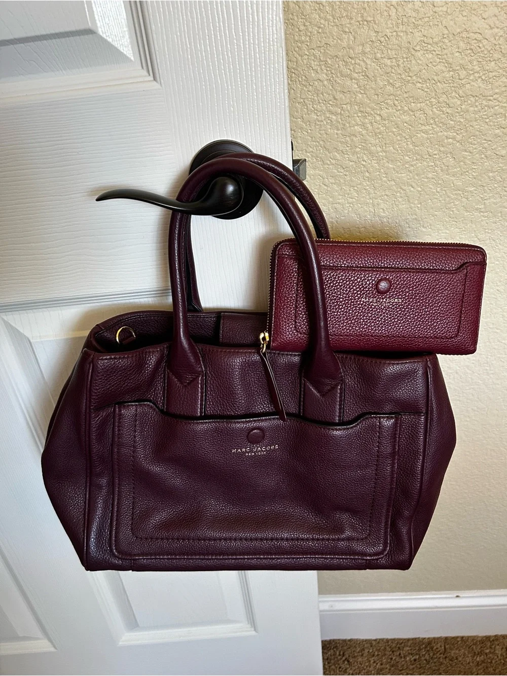 Marc Jacobs “Mulled Wine” BRAND NEW Plum-Colored Pebbled Leather Wallet